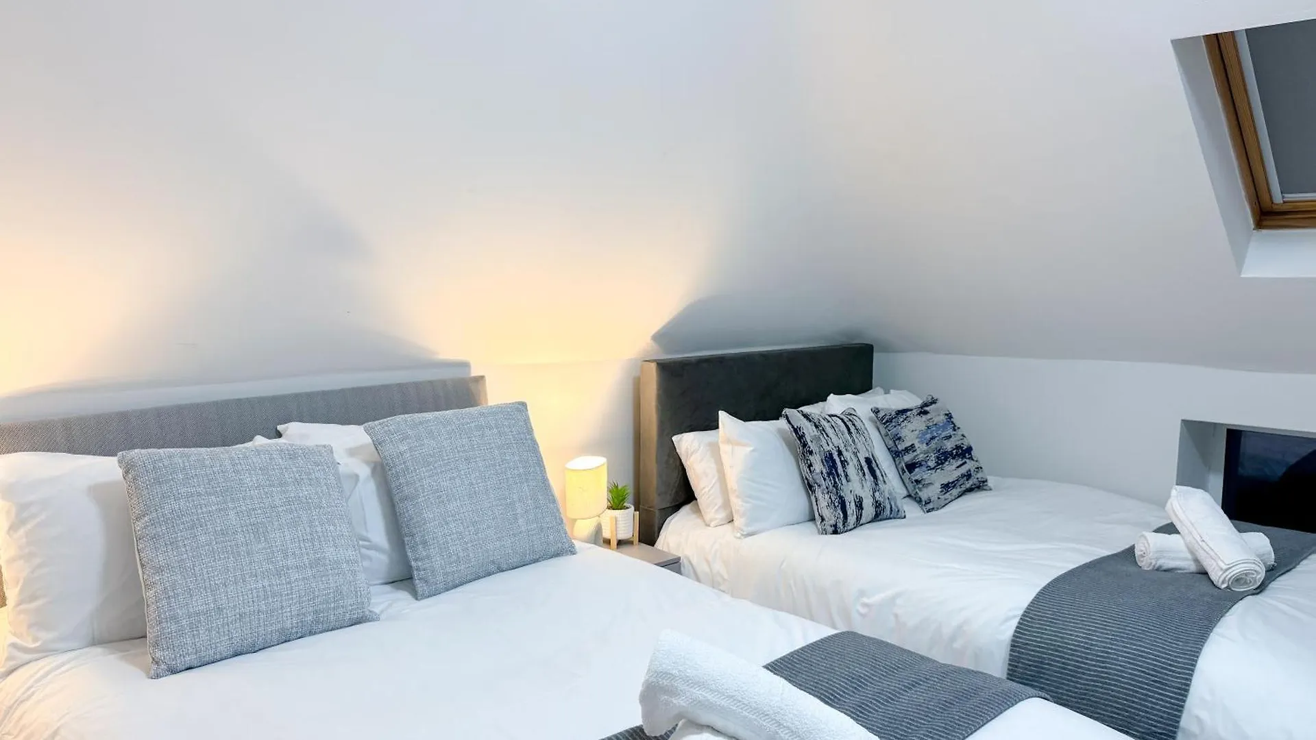 Modern & Relaxed 2 Bed Apartment Near City Centre United Kingdom