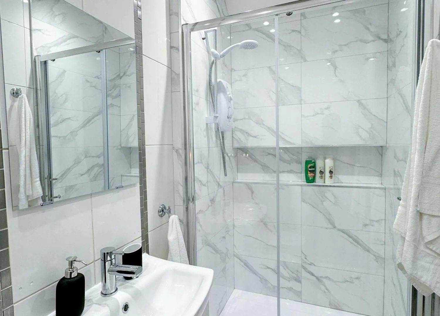 Modern & Relaxed 2 Bed Apartment Near City Centre United Kingdom